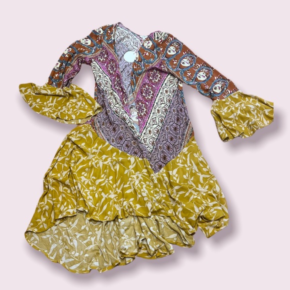 Long floral bell sleeve kimono NWT - Picture 1 of 6